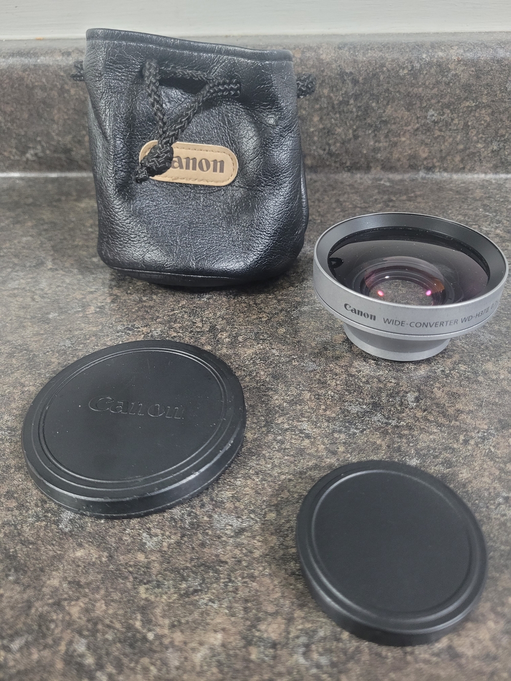 Canon Wide-Converter Lens WD-H37II 0.7x Black Caps and Pouch